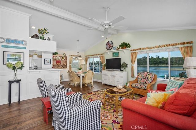 7 Saratoga, Newport Beach, CA 92660