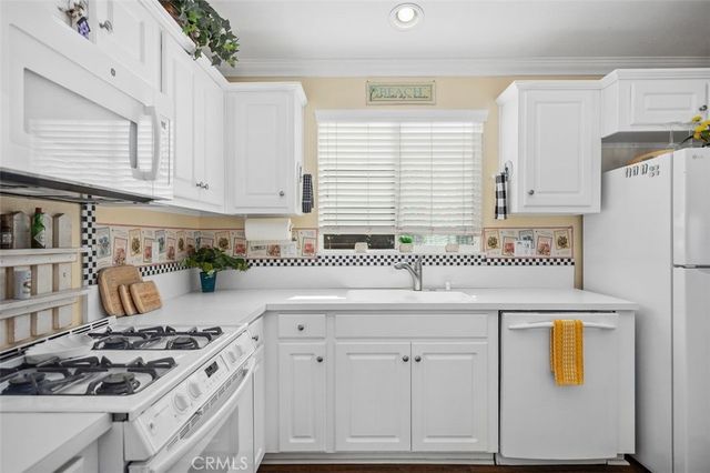 7 Saratoga, Newport Beach, CA 92660