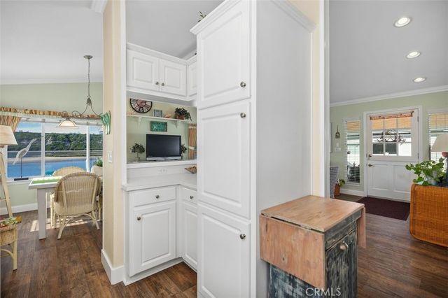7 Saratoga, Newport Beach, CA 92660
