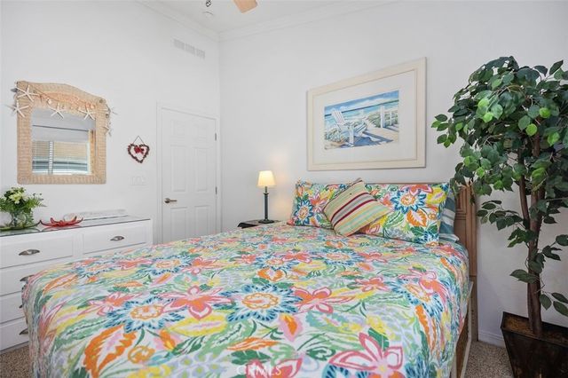7 Saratoga, Newport Beach, CA 92660