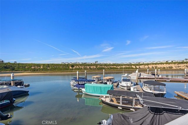 7 Saratoga, Newport Beach, CA 92660