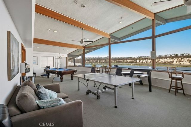 7 Saratoga, Newport Beach, CA 92660
