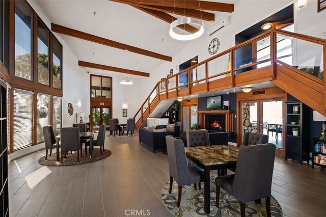 7 Saratoga, Newport Beach, CA 92660