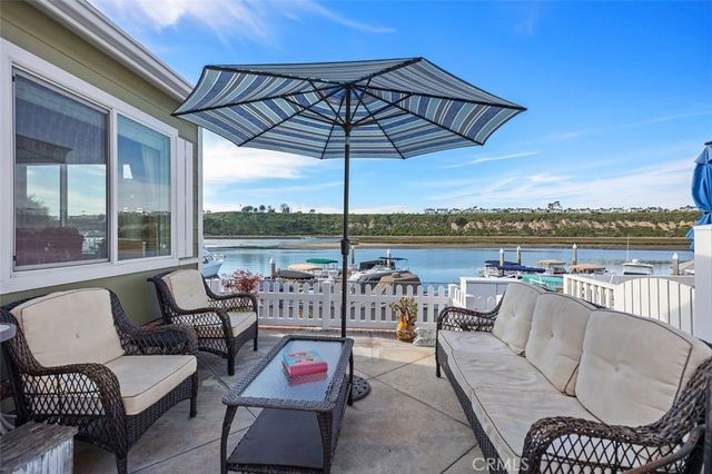 7 Saratoga, Newport Beach, CA 92660