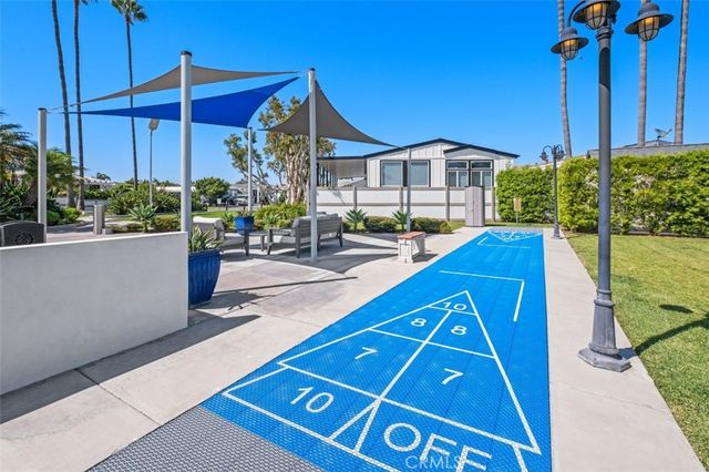 7 Saratoga, Newport Beach, CA 92660