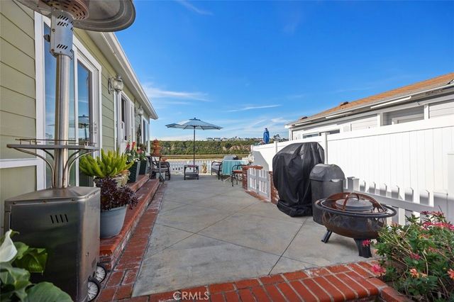 7 Saratoga, Newport Beach, CA 92660