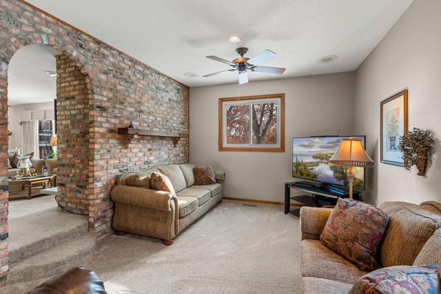 2415 Lisbon Avenue N, Lake Elmo, MN 55042