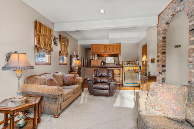 2415 Lisbon Avenue N, Lake Elmo, MN 55042