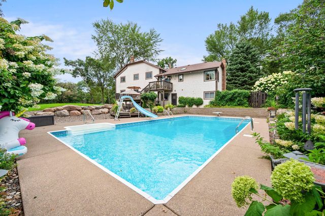 2415 Lisbon Avenue N, Lake Elmo, MN 55042