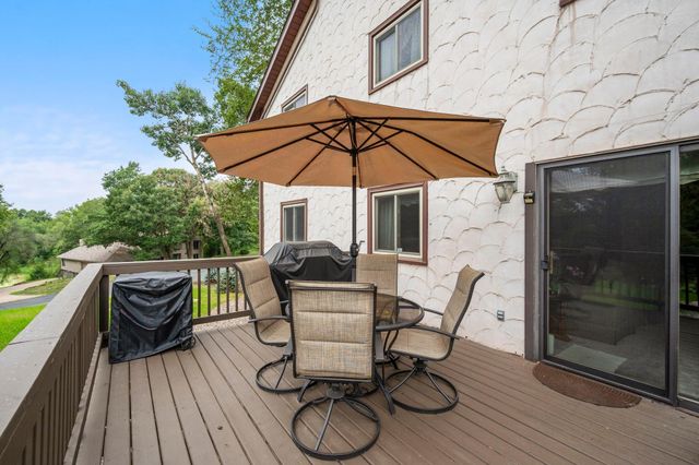2415 Lisbon Avenue N, Lake Elmo, MN 55042