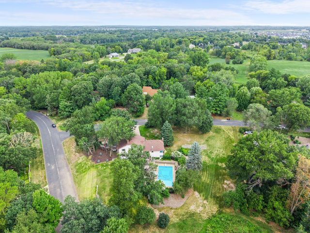 2415 Lisbon Avenue N, Lake Elmo, MN 55042