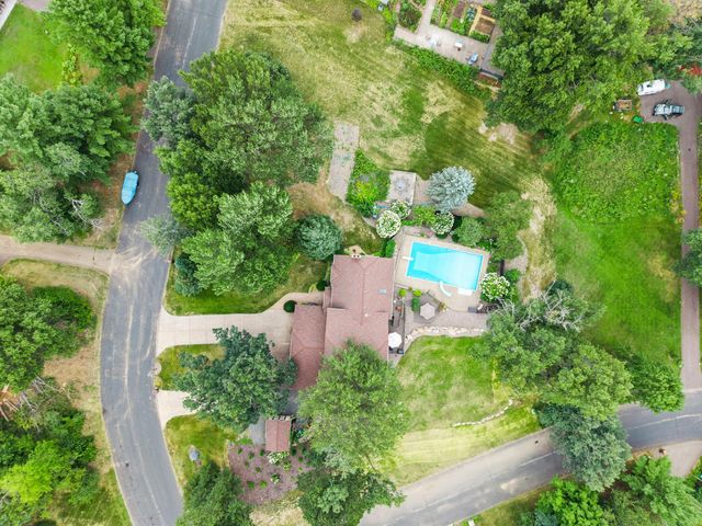 2415 Lisbon Avenue N, Lake Elmo, MN 55042