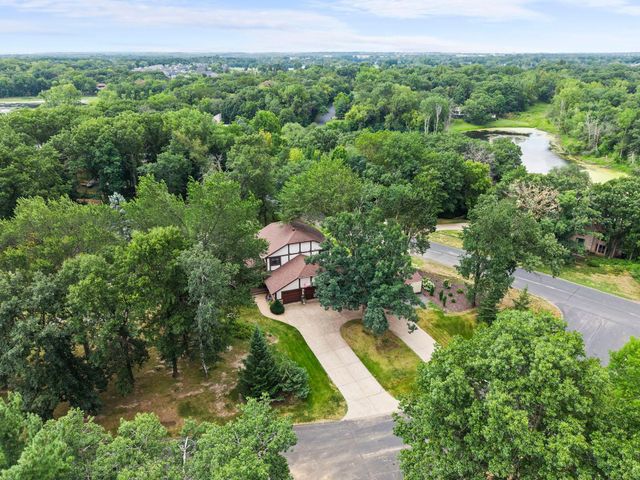 2415 Lisbon Avenue N, Lake Elmo, MN 55042