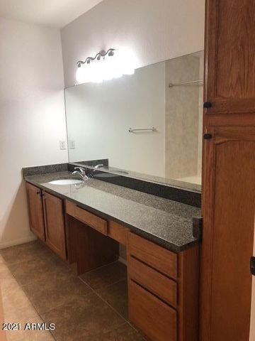 18239 N 40TH Street 123, Phoenix, AZ 85032