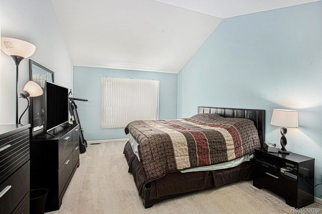 46501 Killarney Circle S 174, Canton Charter Township, MI 48188