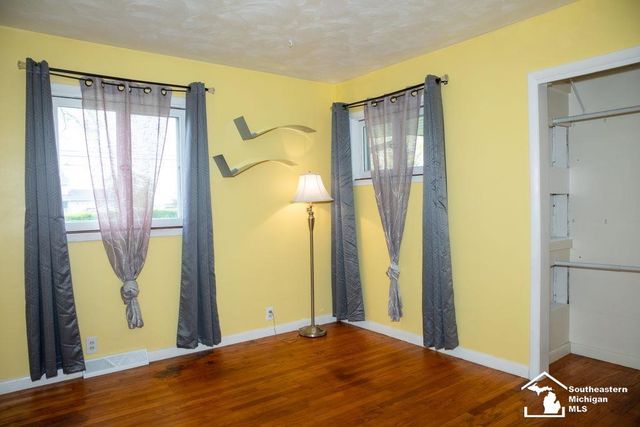 4666 E Dunbar Rd Road, Monroe Twp, MI 48161