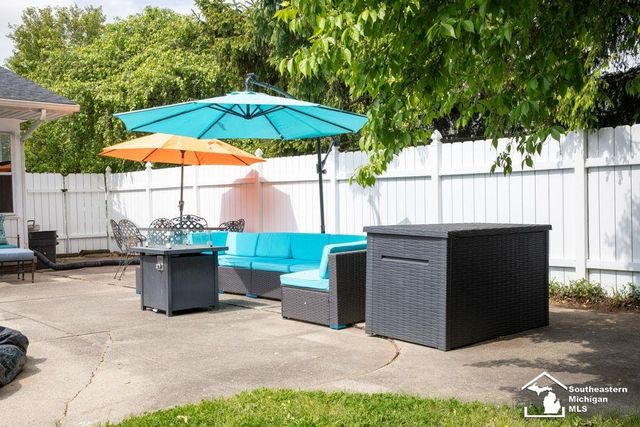 4666 E Dunbar Rd Road, Monroe Twp, MI 48161