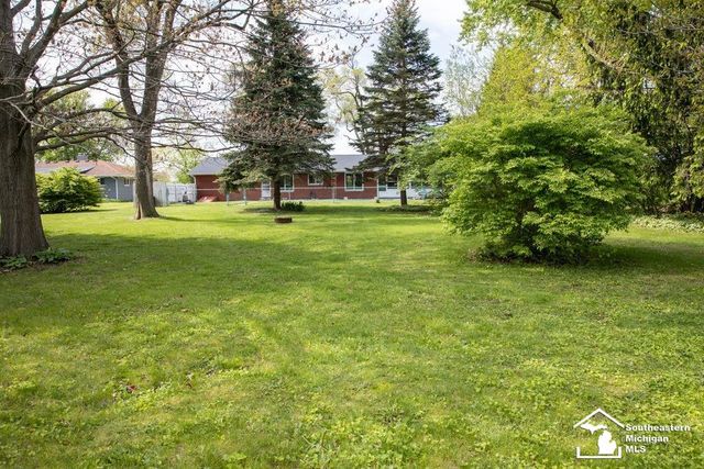 4666 E Dunbar Rd Road, Monroe Twp, MI 48161