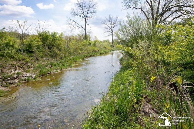 4666 E Dunbar Rd Road, Monroe Twp, MI 48161