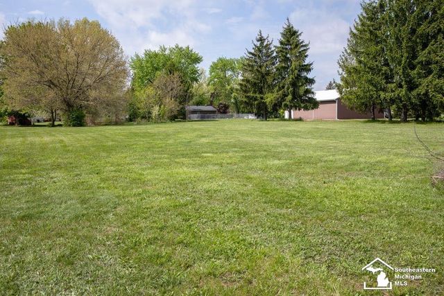 4666 E Dunbar Rd Road, Monroe Twp, MI 48161