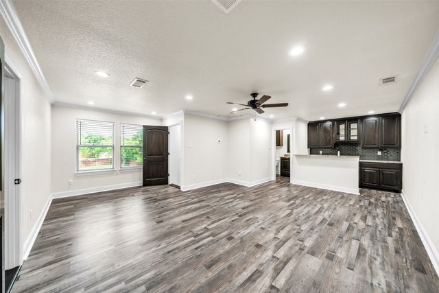 7839 Blanchard Way, Fort Worth, TX 76126