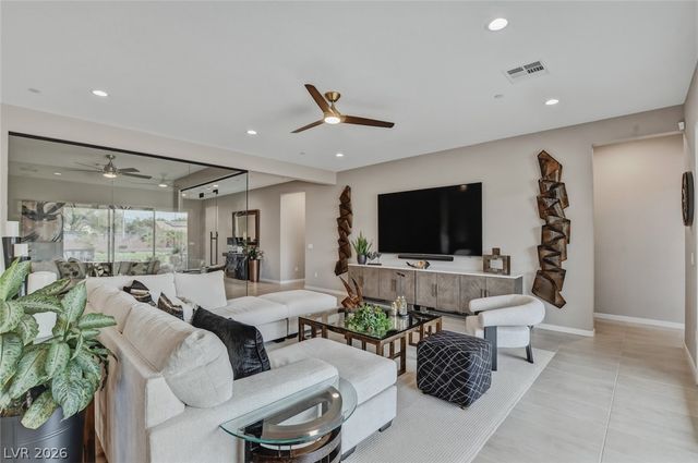 5702 Kings Bluff Avenue, Las Vegas, NV 89131