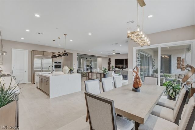 5702 Kings Bluff Avenue, Las Vegas, NV 89131