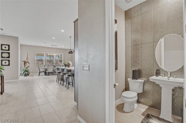 5702 Kings Bluff Avenue, Las Vegas, NV 89131