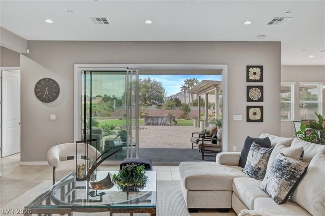 5702 Kings Bluff Avenue, Las Vegas, NV 89131