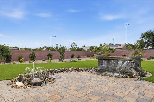 5702 Kings Bluff Avenue, Las Vegas, NV 89131