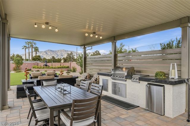 5702 Kings Bluff Avenue, Las Vegas, NV 89131