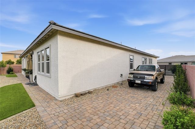 5702 Kings Bluff Avenue, Las Vegas, NV 89131