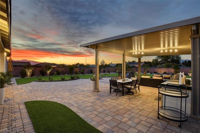 5702 Kings Bluff Avenue, Las Vegas, NV 89131