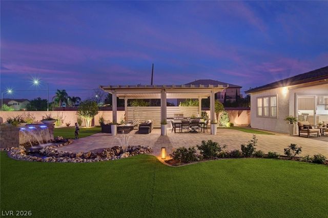 5702 Kings Bluff Avenue, Las Vegas, NV 89131