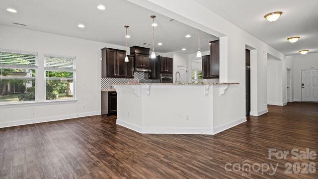 7235 Barefoot Forest Drive, Charlotte, NC 28269