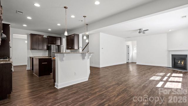 7235 Barefoot Forest Drive, Charlotte, NC 28269
