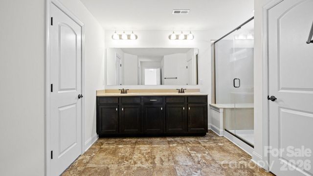 7235 Barefoot Forest Drive, Charlotte, NC 28269