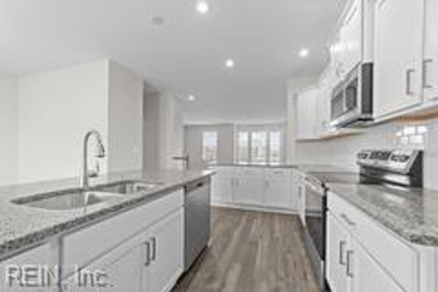 144 Freeman DR, Hampton, VA 23666