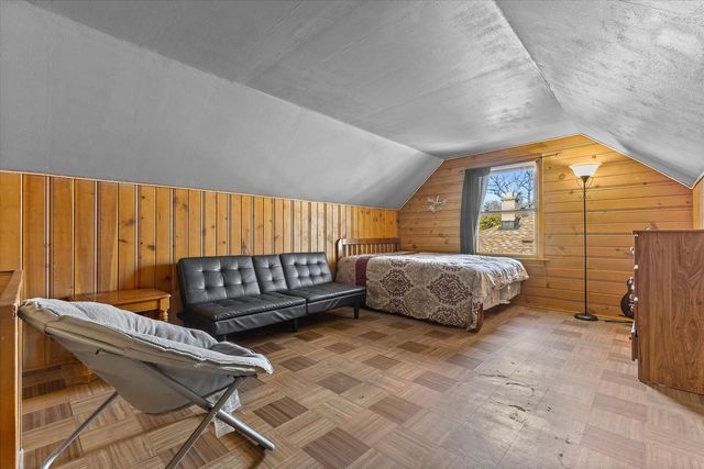 2129 S 107th STREET, West Allis, WI 53227