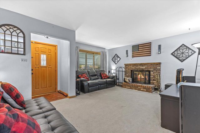 2129 S 107th STREET, West Allis, WI 53227