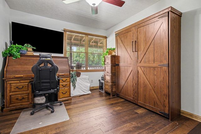 302 Bullock Pen Drive, Crittenden, KY 41030