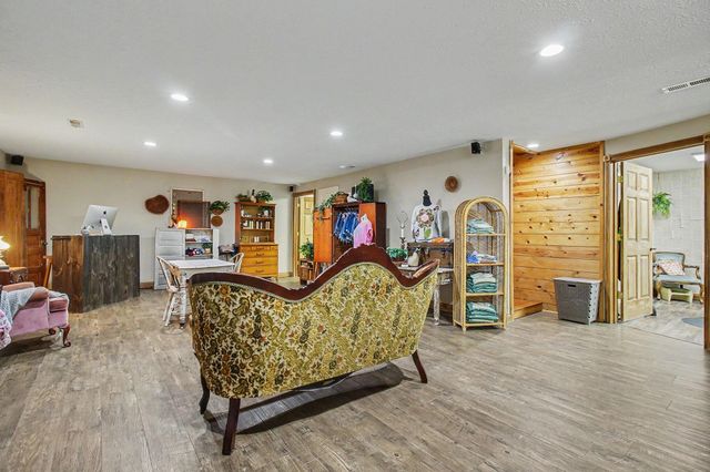 302 Bullock Pen Drive, Crittenden, KY 41030