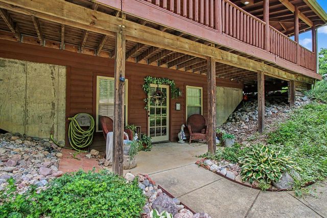 302 Bullock Pen Drive, Crittenden, KY 41030