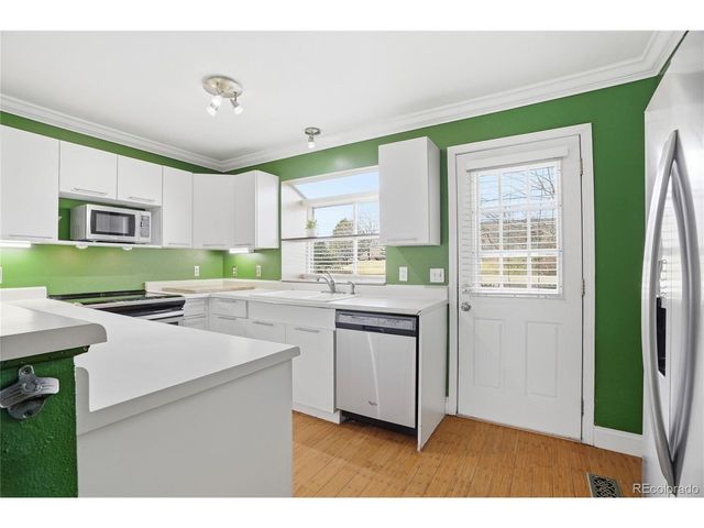 9624 W Chatfield Ave E, Littleton, CO 80128