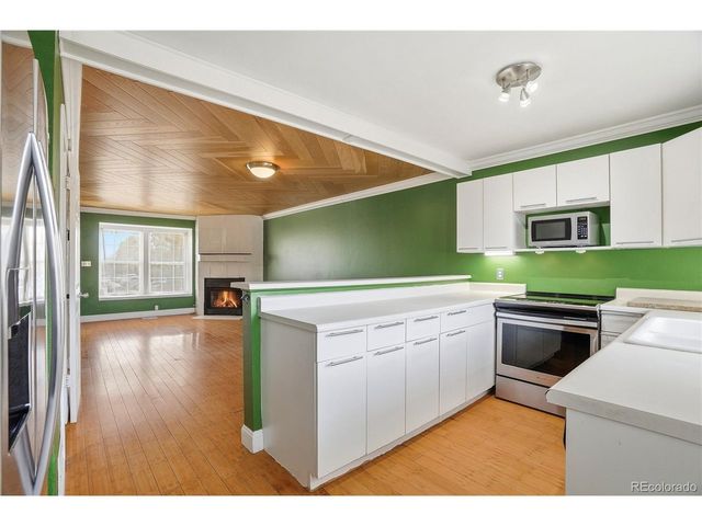 9624 W Chatfield Ave E, Littleton, CO 80128