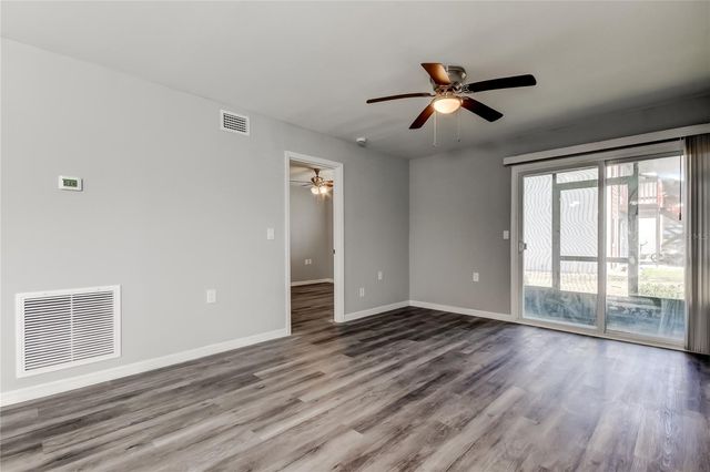 39132 COUNTY ROAD 54 2054, Zephyrhills, FL 33542