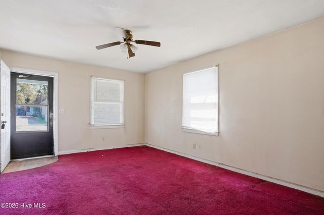 616 S 7th Street, Wilmington, NC 28401