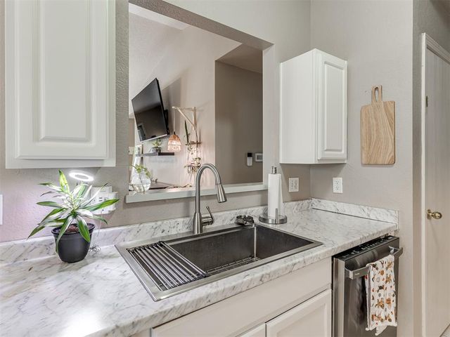 905 Tulip Drive, Yukon, OK 73099