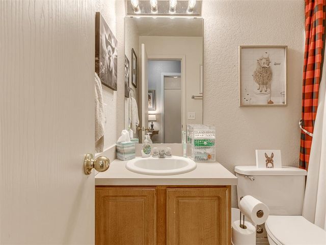 905 Tulip Drive, Yukon, OK 73099