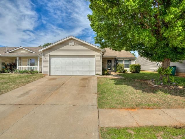 905 Tulip Drive, Yukon, OK 73099